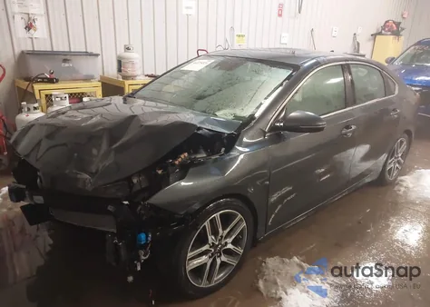 2021 Kia Forte Ex z USA, uszkodzony, nr VIN 3KPF54AD5ME415509